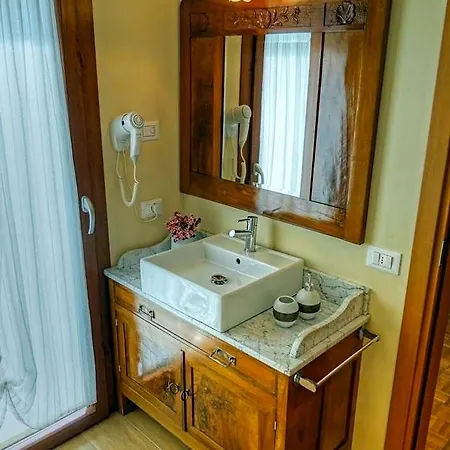 Griselda Bed & Breakfast 3*
