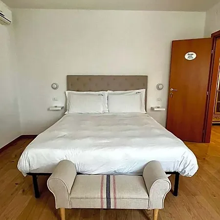 Отель Griselda Santa Cristina (Treviso)